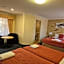 Cotswold Motor Inn