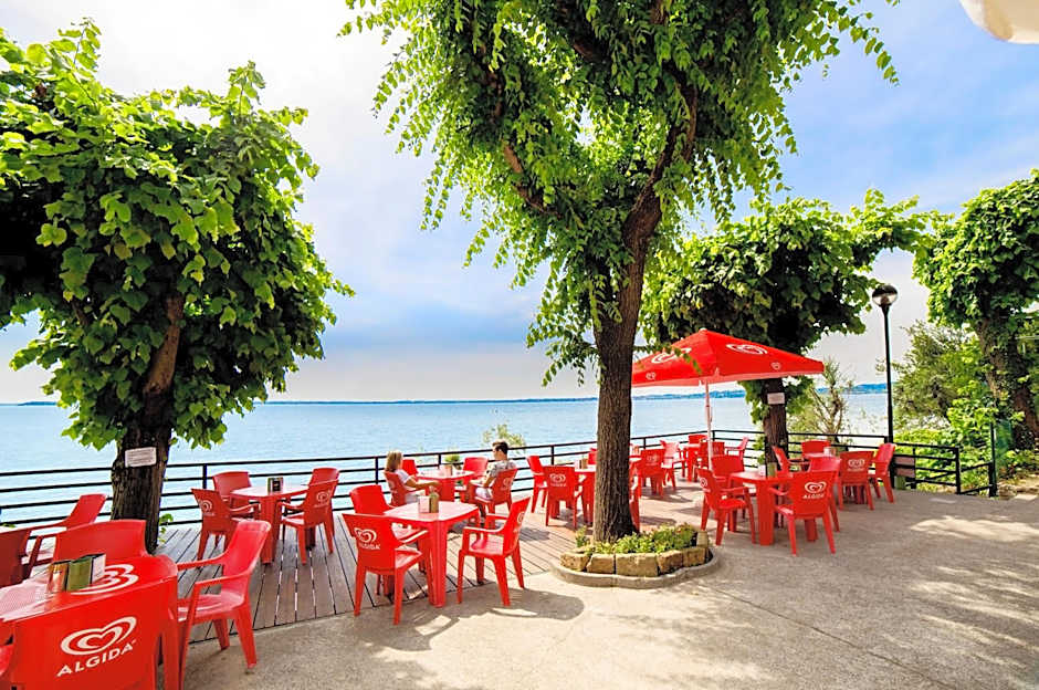 Sereno Camping Holiday