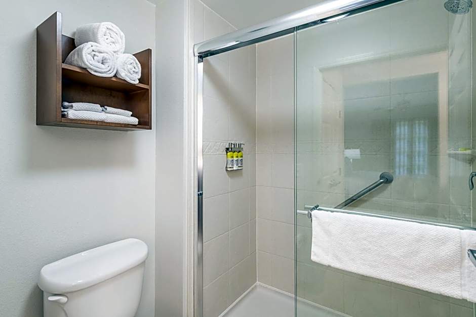 Staybridge Suites North Charleston By IHG