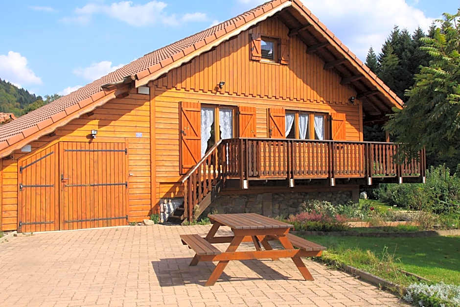 Gite Roche Des Ducs avec Piscine toute l'année, Spa, Sauna, Hammam