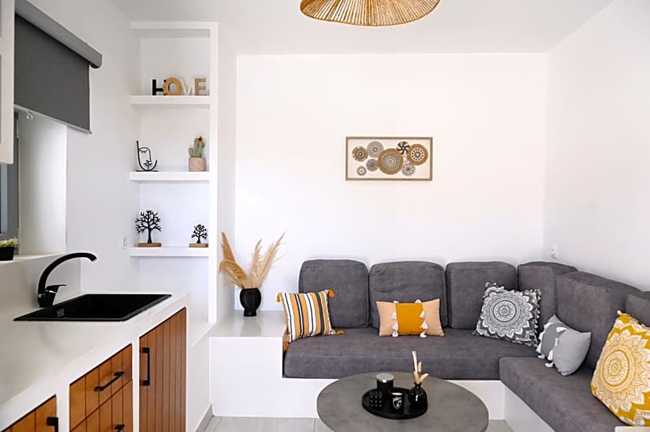 Beachfront cycladic suite Irene Apartments boutique hotel