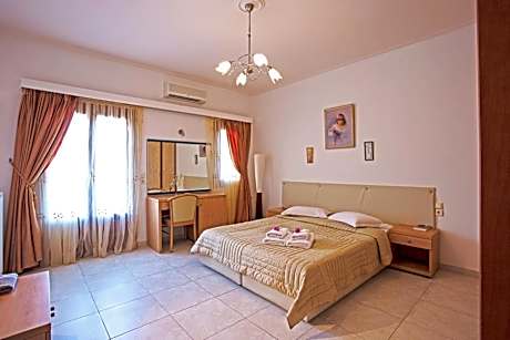 Three-Bedroom Villa with Free Car Rental