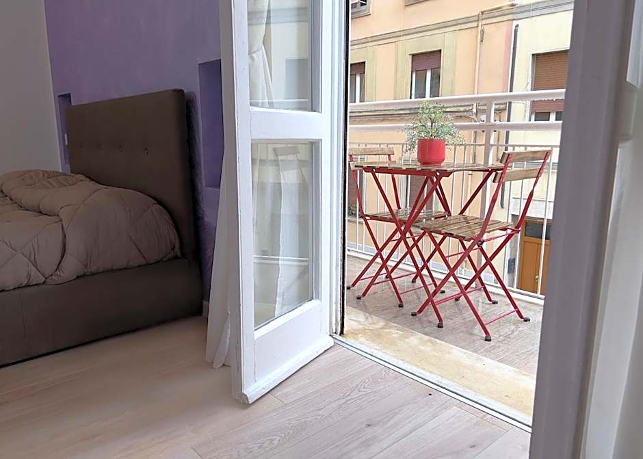Foto 1 di 7 di Triple Room with Private Bathroom