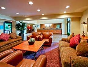 Hawthorn Suites by Wyndham Sacramento Airport