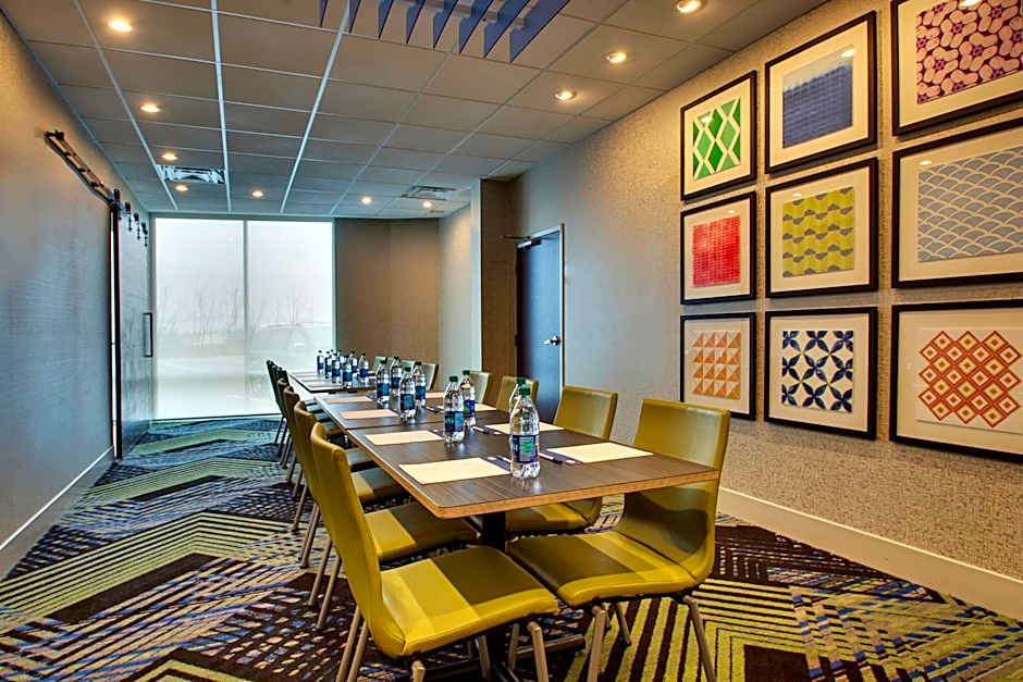 Holiday Inn Express & Suites Mt. Sterling North By IHG