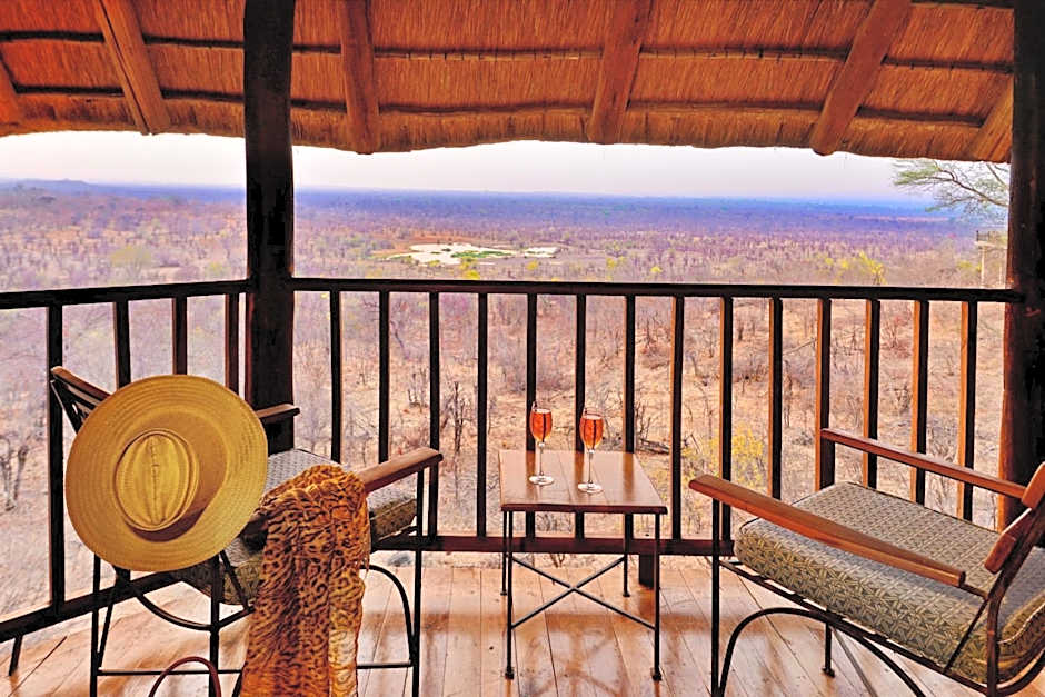 Victoria Falls Safari Lodge