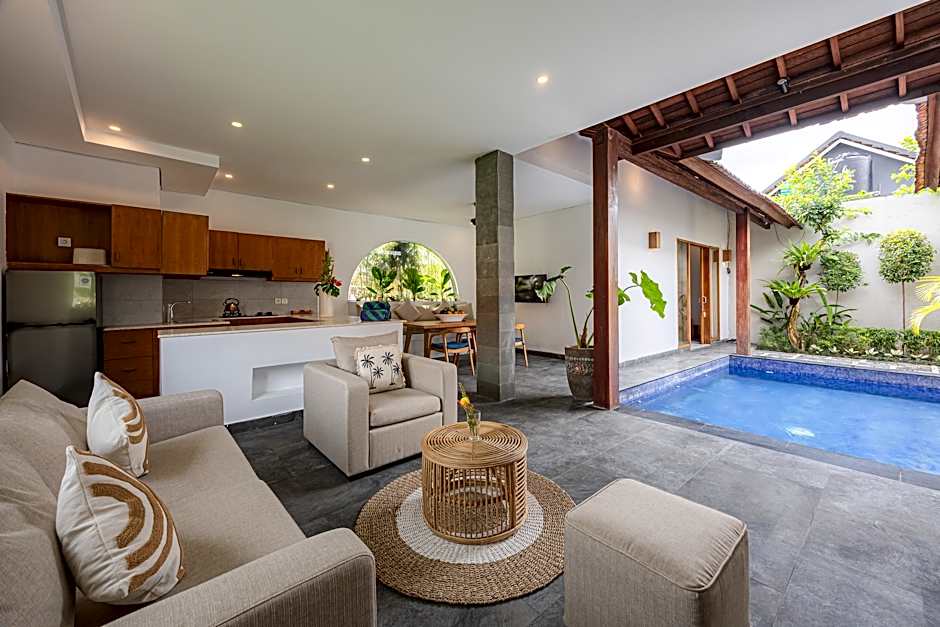 Apple Villa and Studio Seminyak