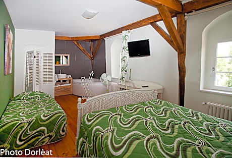 Gîte-Primevere-de Luxe-SDB privée avec baignoire