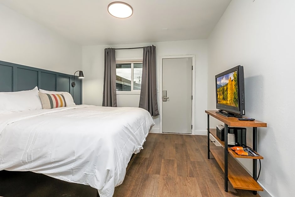 Minecart Motor Lodge