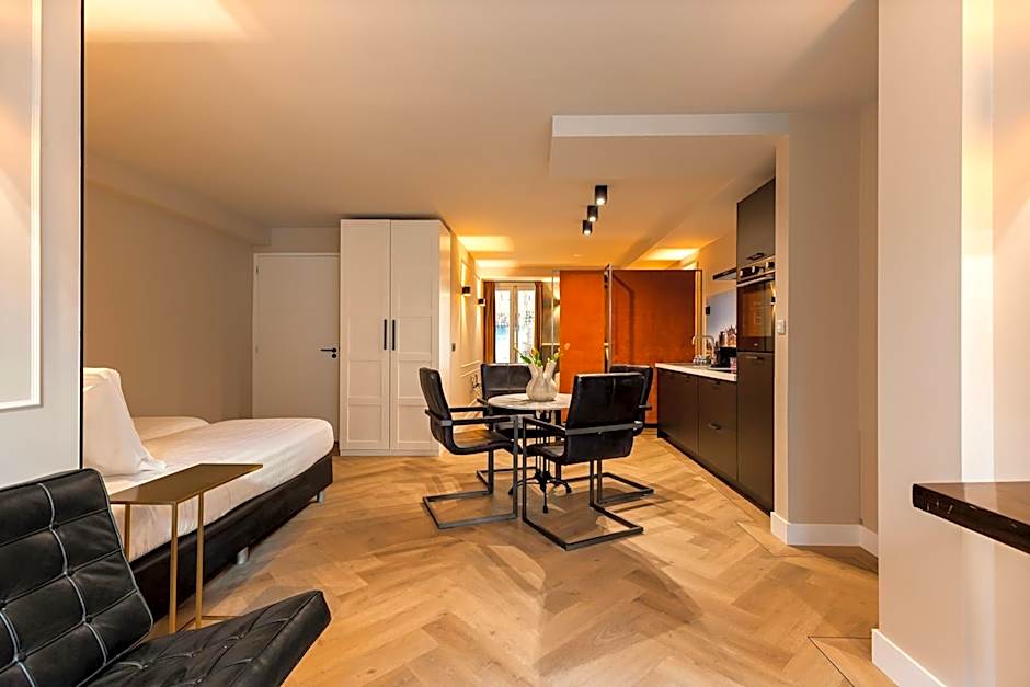 Midtown Hotel Royal Room