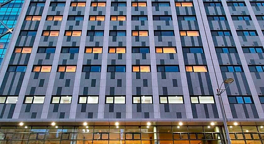 Days Hotel & Suites by Wyndham Incheon Airport