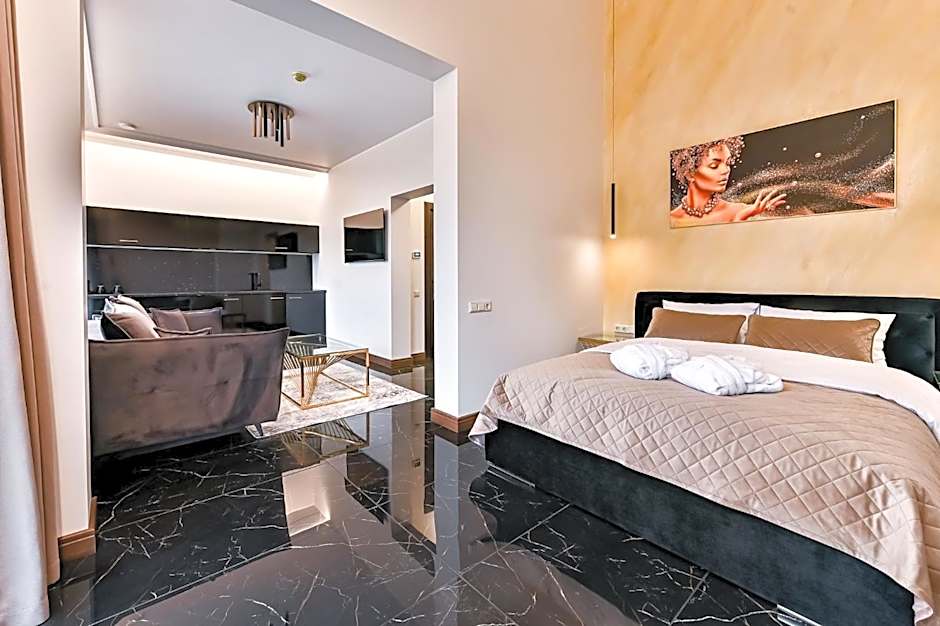 Diamond svečių namai