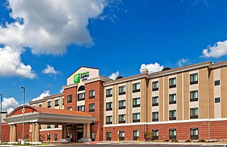 Holiday Inn Express & Suites Glenpool By IHG