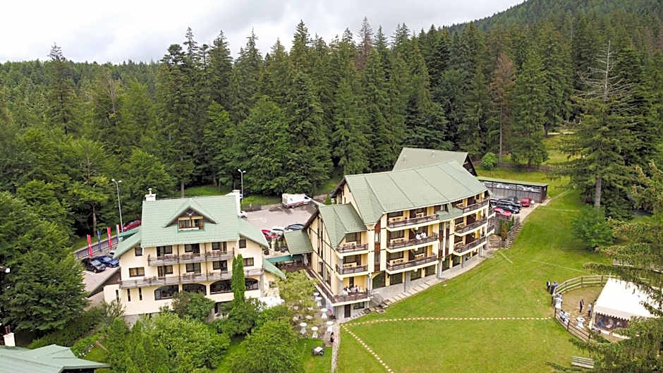 Hotel Casa Viorel jacuzzi & saunas