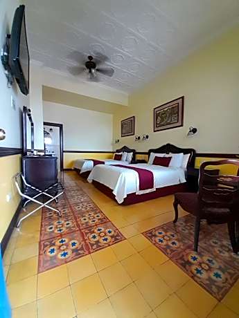 Deluxe Queen Room with Two Queen Beds