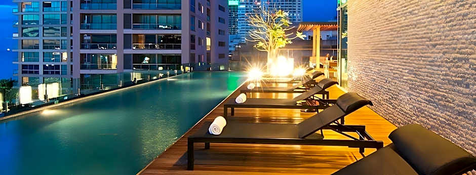 Seven Zea Chic Hotel