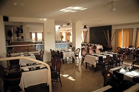 Flag Hotel Foya Branca