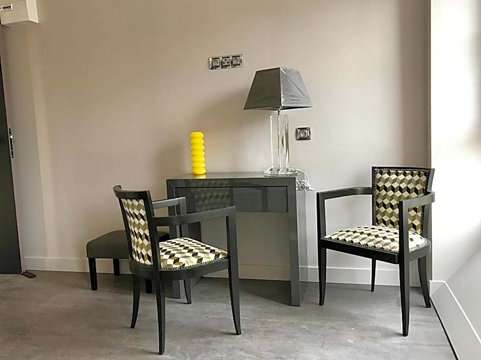 LOGIS Hotel-Restaurant Le Relais d'Aligre