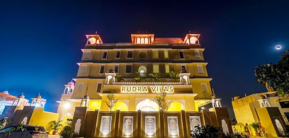 HOTEL RUDRA VILAS