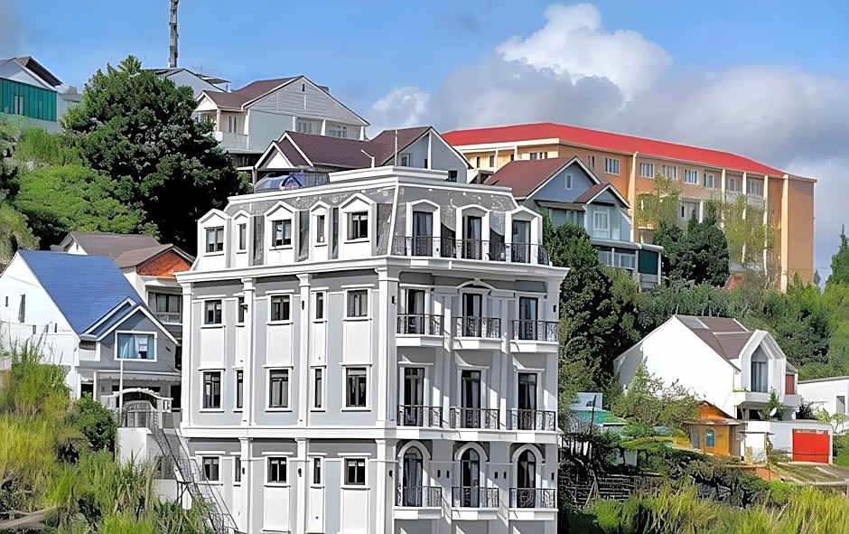Sunset Hill Hotel