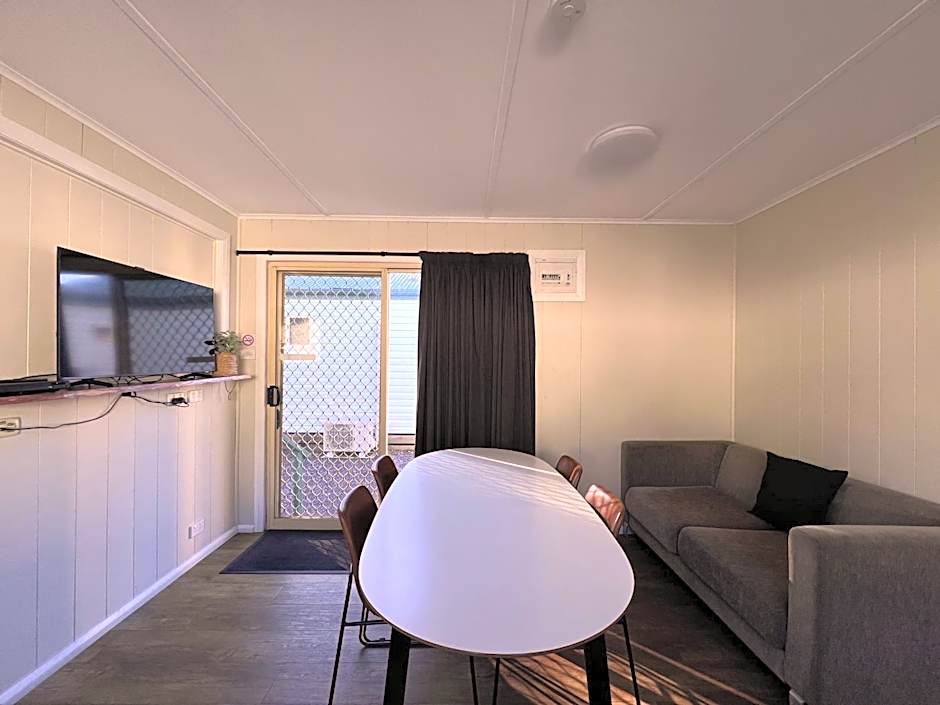 Strahan Beach Tourist Park