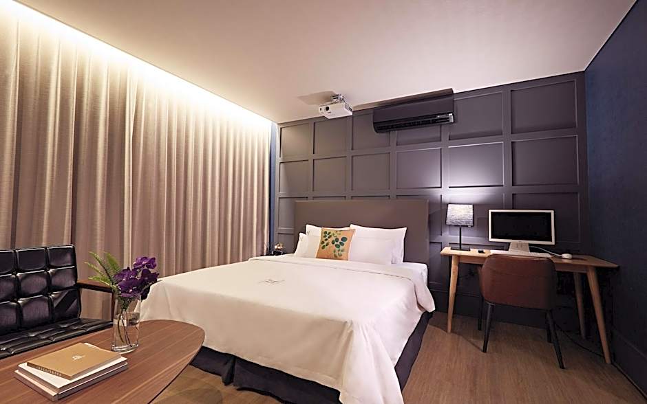 Healasis Hotel