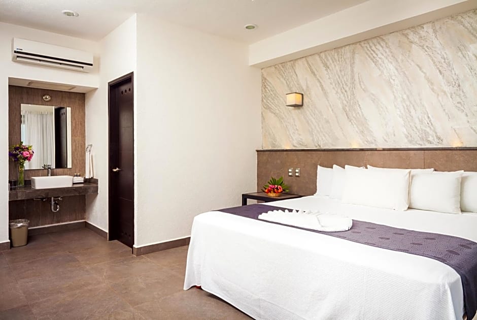 Aspira Hotel & Beach Club
