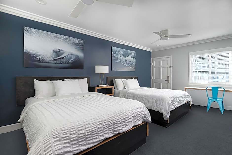 Photo 1 of 10 of 2 Queen Beds