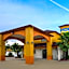 Scottish Inns and Suites Hwy 6 South