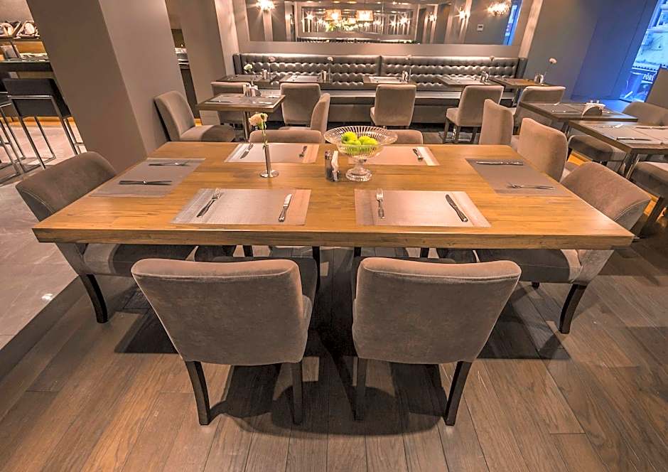 The New Hotel Zeybek