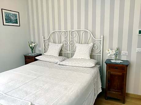 Suite with Lake View