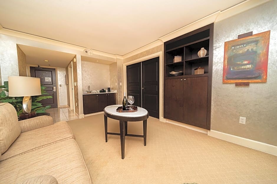 Reno Suites – Reno, NV