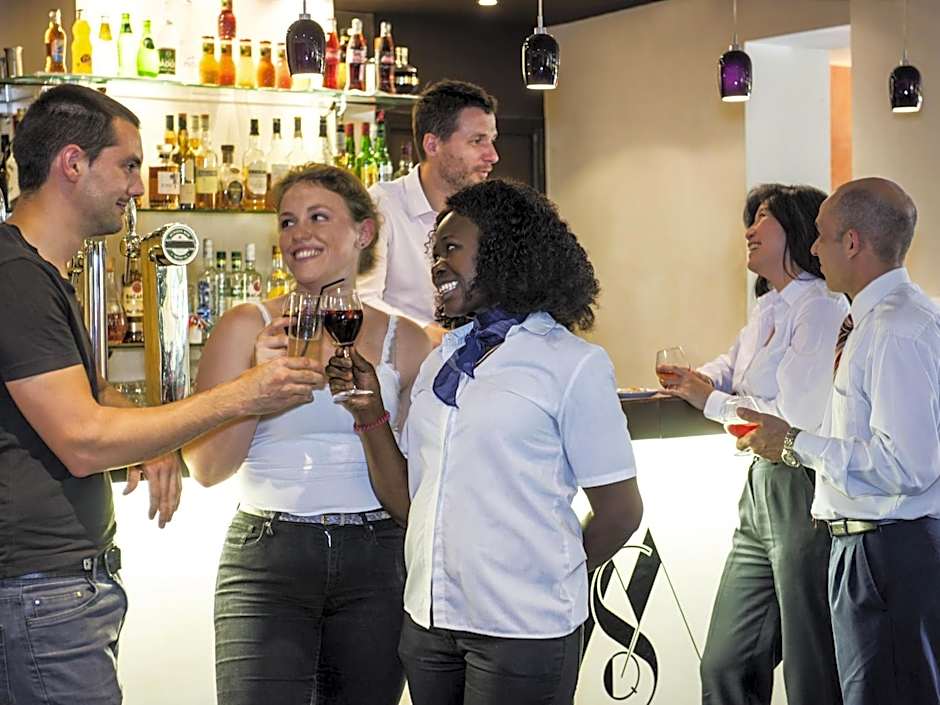 Mercure Maurepas Saint Quentin