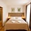 INT Lisbon Suites