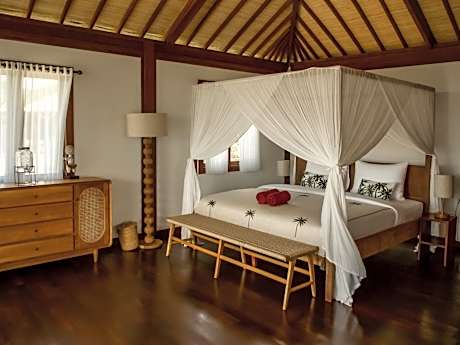 Deluxe Bungalow with Sea View