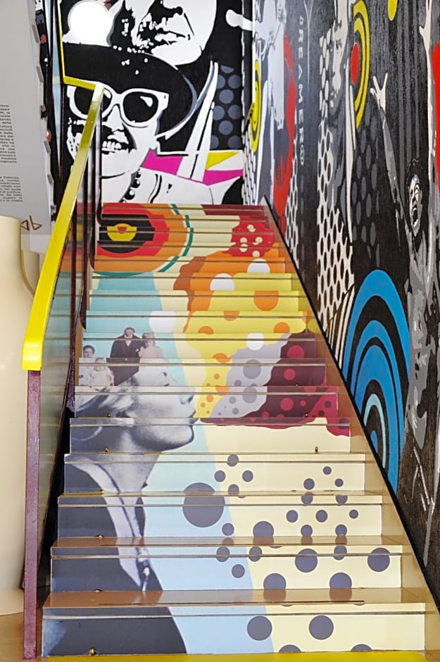 LH Hotel Arca Street Art
