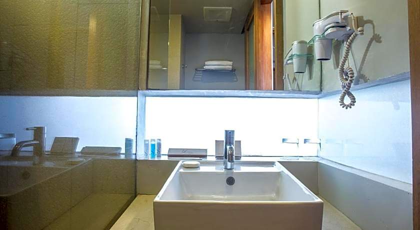 The Lerina Hotel Nusa Dua