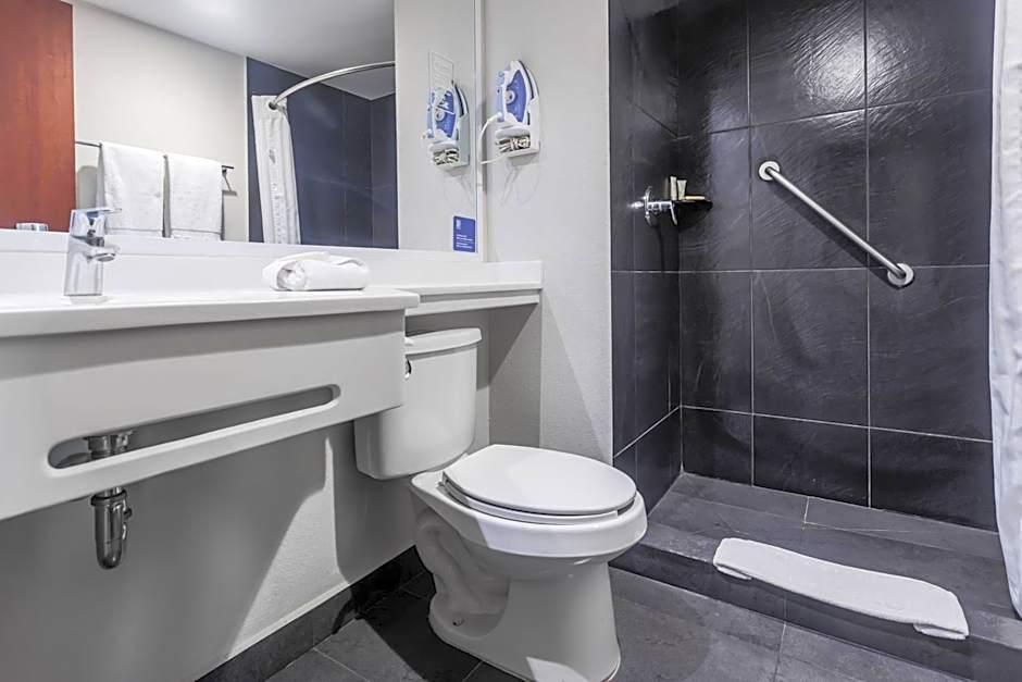 City Express by Marriott Celaya Galerias