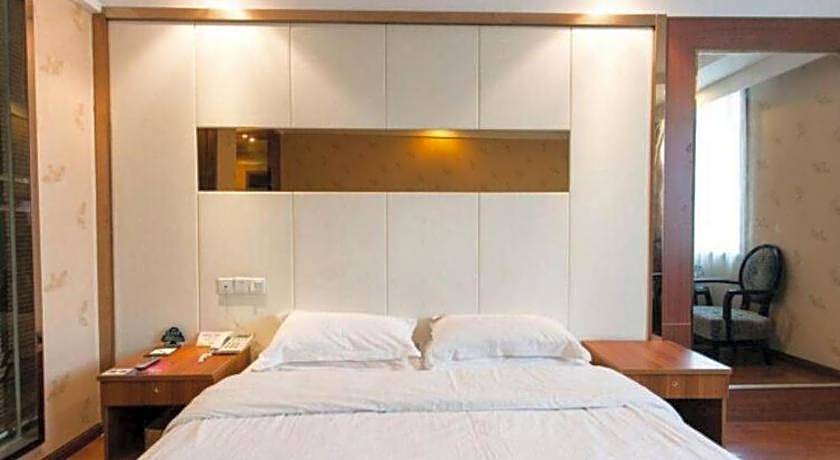 GreenTree Inn Changshu South HaiYu Road Pedestrian Street Business Hotel