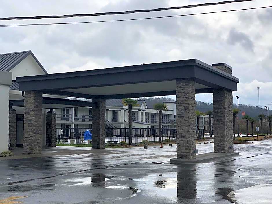 Quality Inn Dalton East