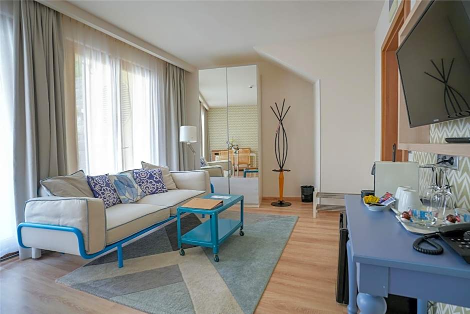 Imola Udvarház Dessert Hotel