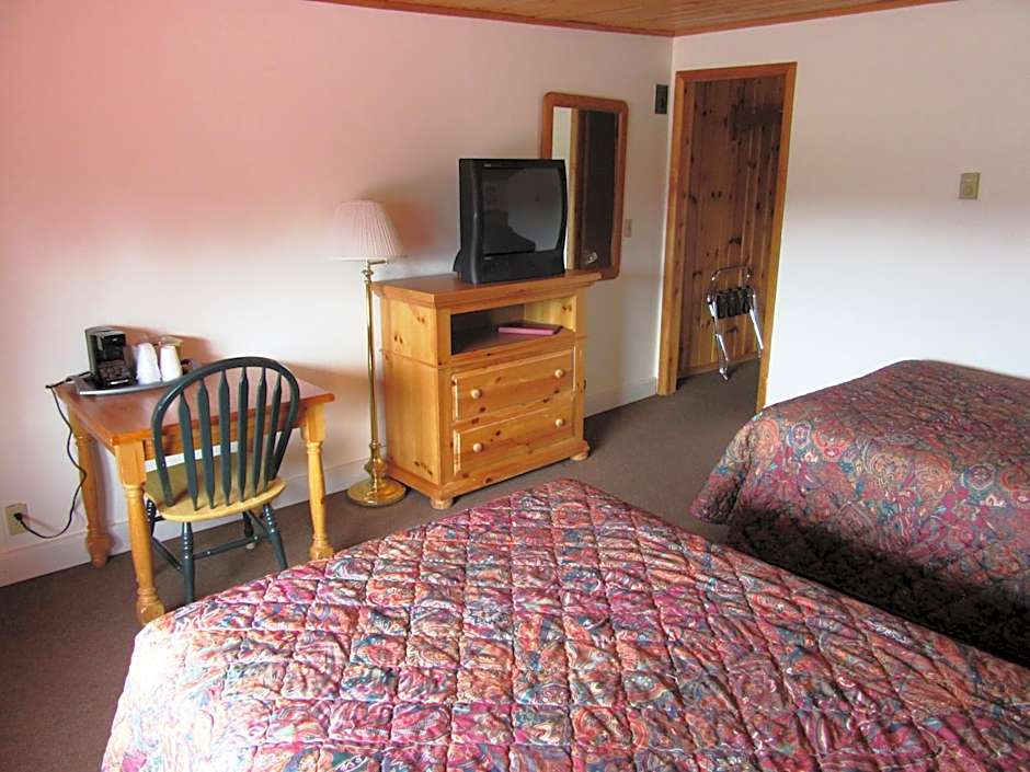 Travelers Lodge
