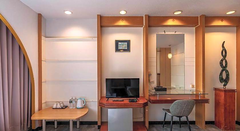 Hwa Nan Hotel