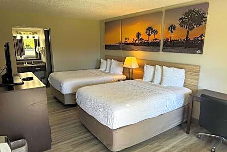 Deluxe Double Room with Two Double Beds - Non-Smoking