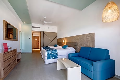 Double Room with partial sea view