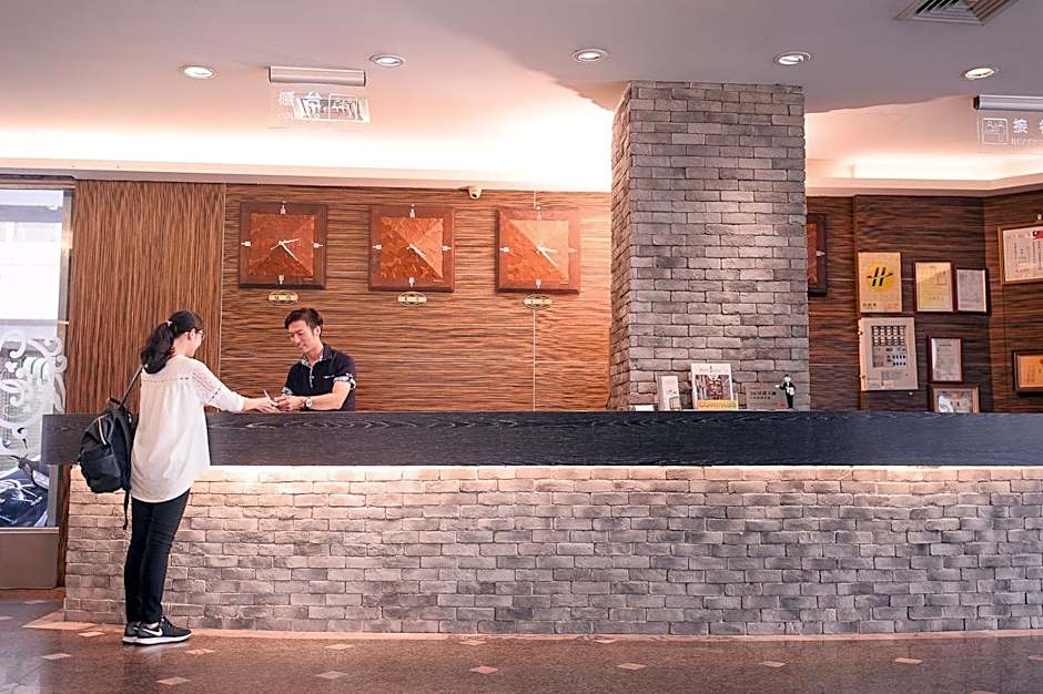 Waugh Den Business Hotel