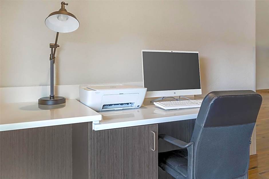 Best Western Plus Elizabethtown Inn & Suites