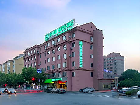 Green Tree Inn Dalian Railway Station People's Square Metro Station