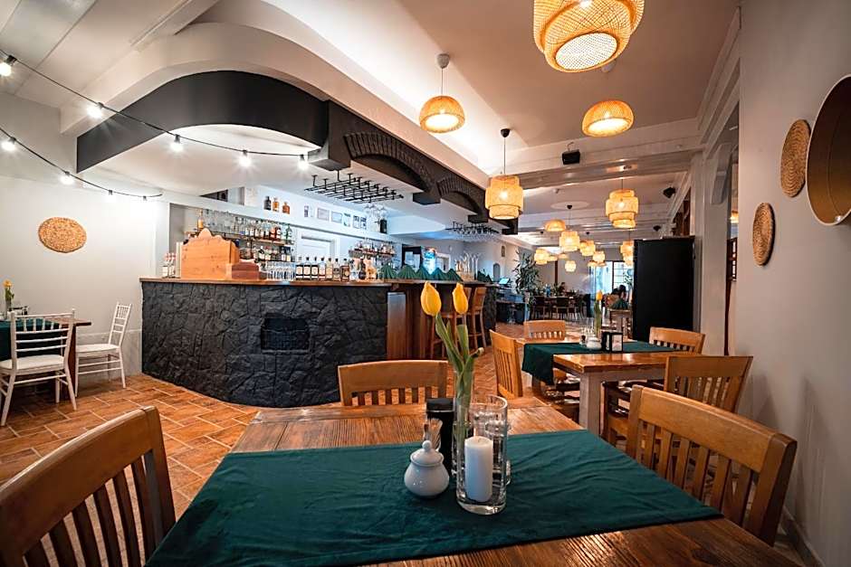 Dwór Świętoszówka