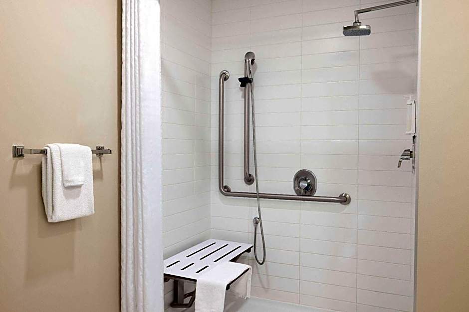 Microtel Inn and Suites by Wyndham Val d Or